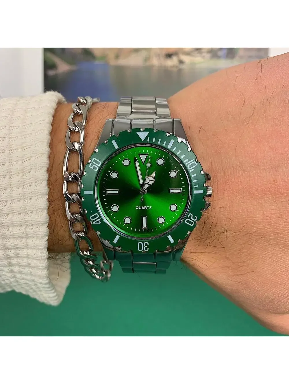 Classy Y2k 2000s vintage style essential minimalist retro stainless steel Green